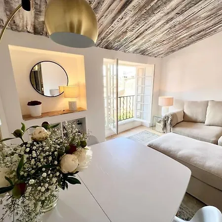 Au Coeur Du Village Grand Studio Avec Terrasse * Σαιν-Τροπέ
